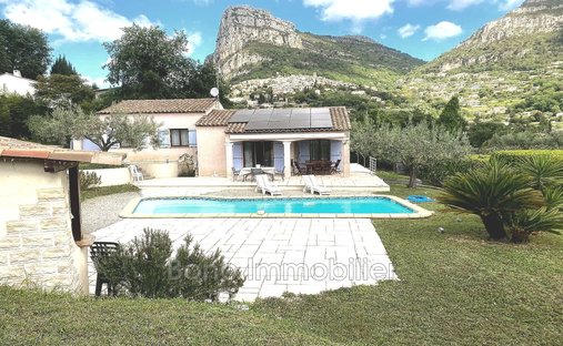 Villa in Saint-Jeannet, Provence-Alpes-Côte d'Azur, France 1