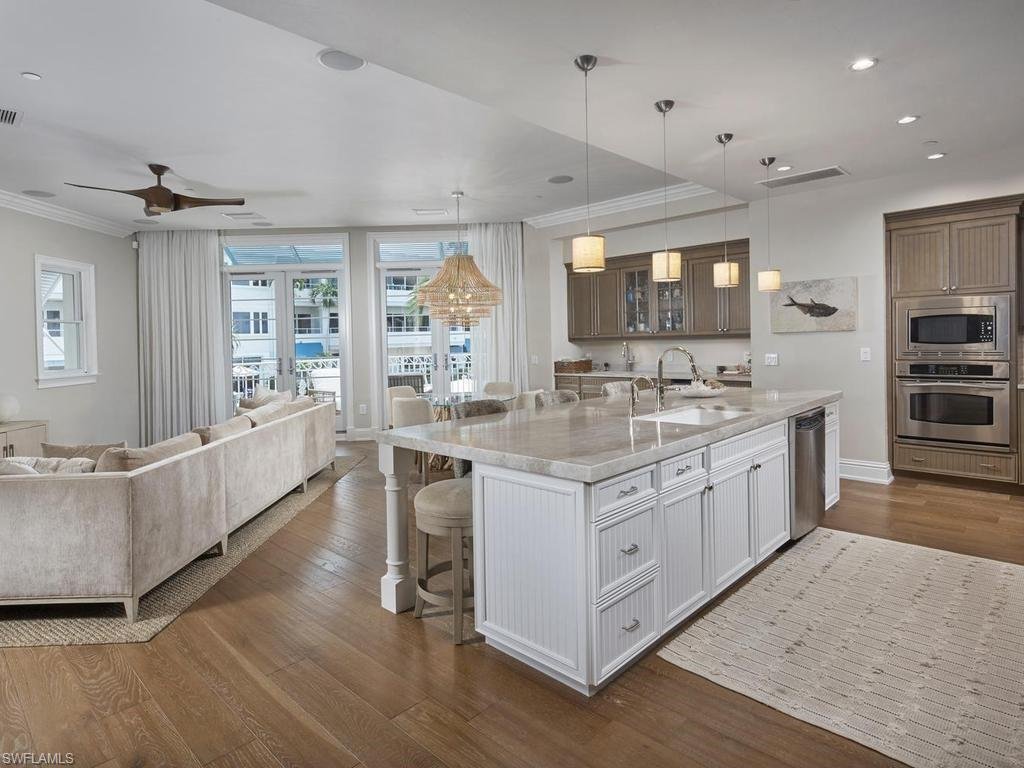 Condo in Naples, Florida, United States 5 - 18261639