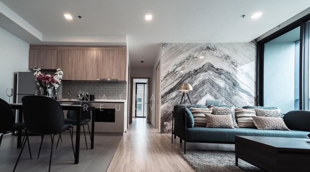 Condo in Thanon Phaya Thai, Bangkok, Thailand 3 - 18262513