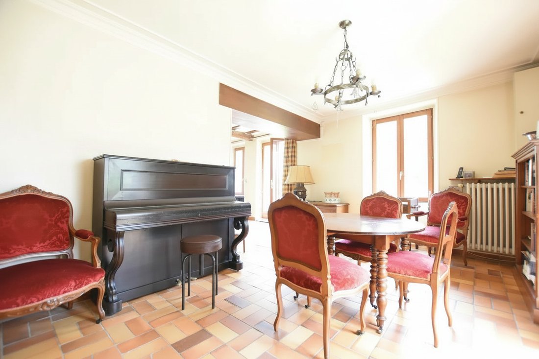 Maison à Les Essarts-le-Roi, Île-de-France, France 4 - 18265814