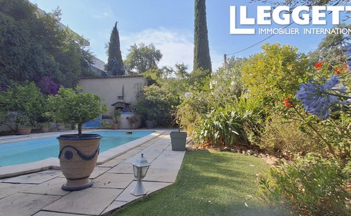 House in Toulon, Provence-Alpes-Côte d'Azur, France 1