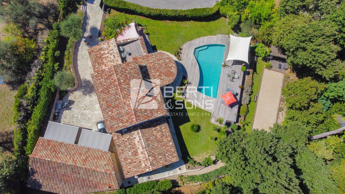Villa in Mougins, Provence-Alpes-Côte d'Azur, France 2 - 18266499