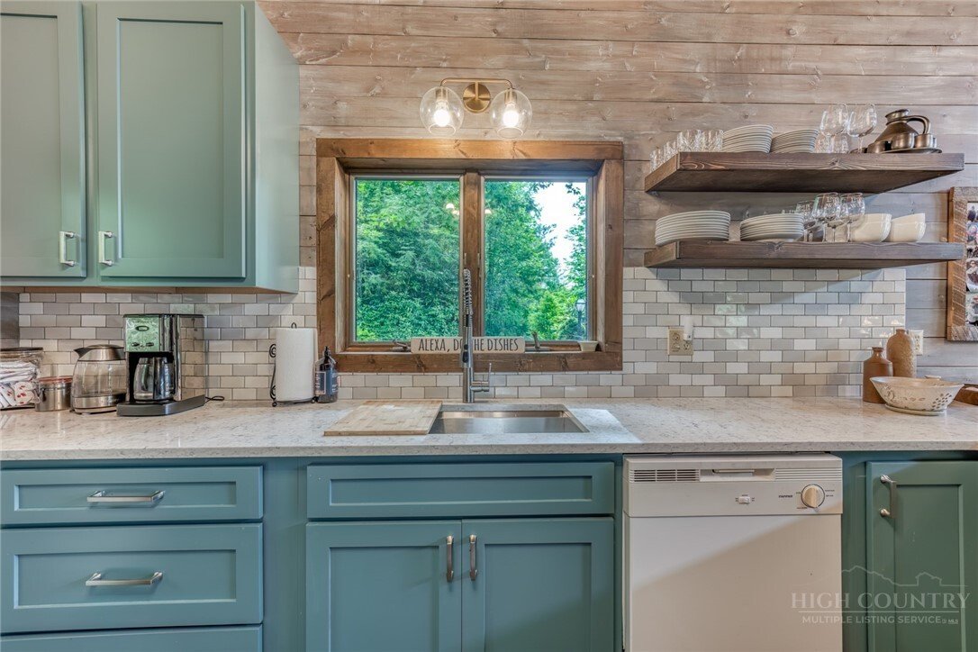 House in Newland, North Carolina, United States 4 - 18263369