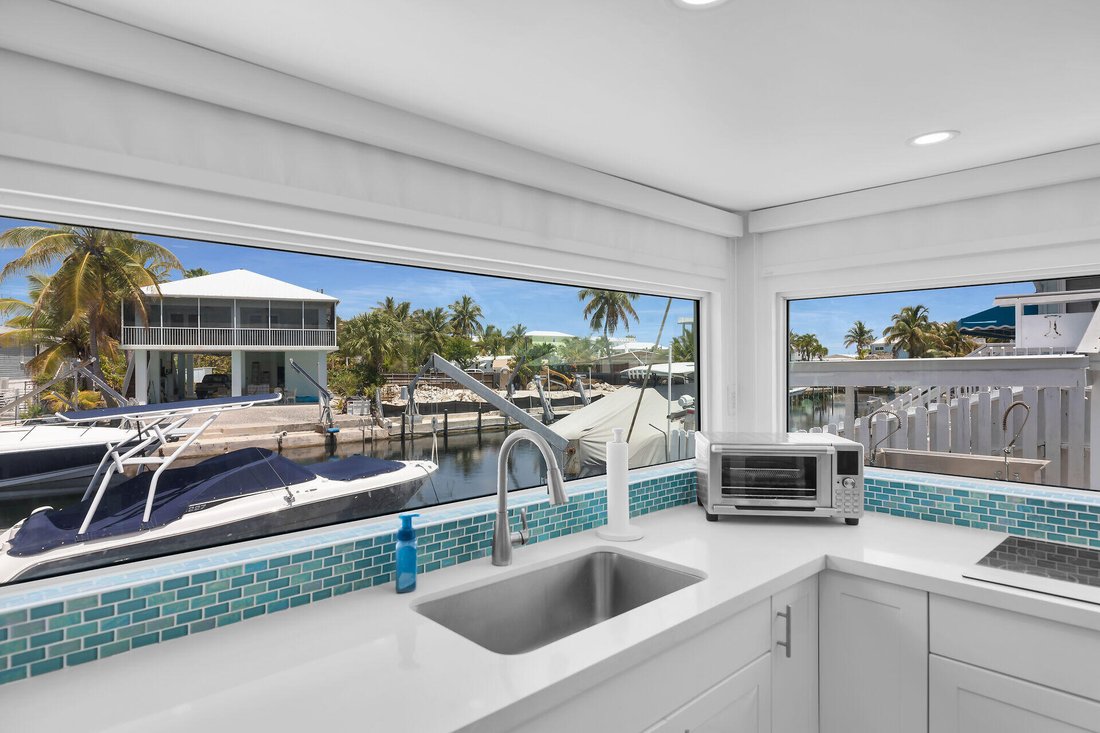 Key Largo, Florida, United States 1 - 18263225