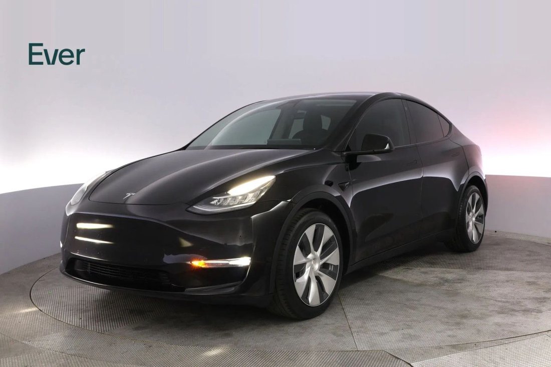 Suv in San Francisco, CA, United States 2 - 18064980