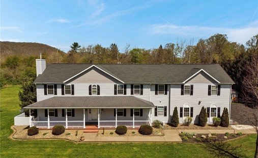 House in Great Valley, New York, United States 1