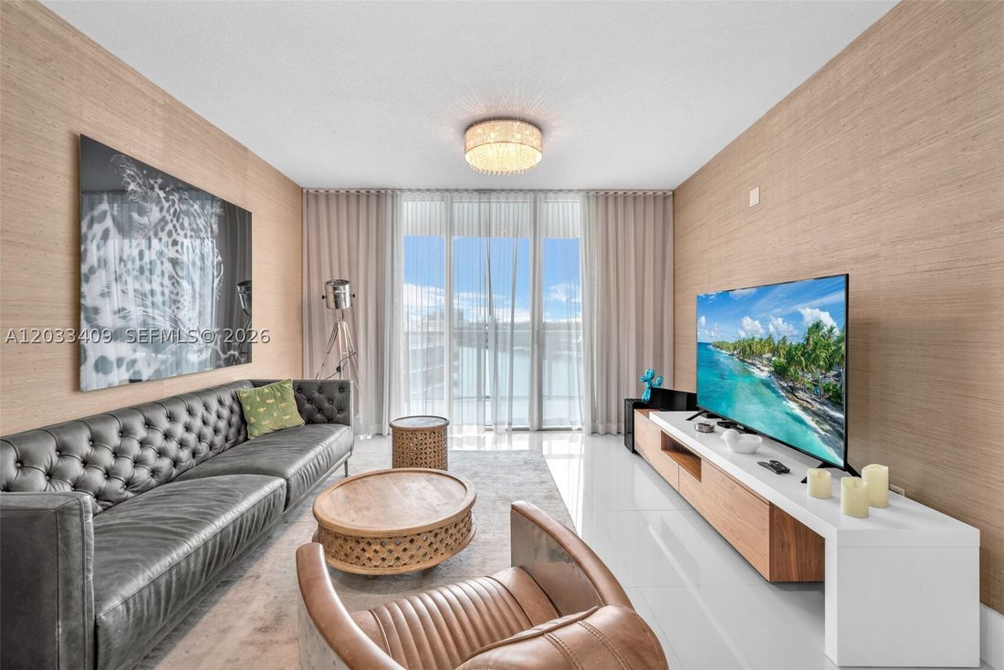 Condo in Miami Beach, Florida, United States 1 - 18132911