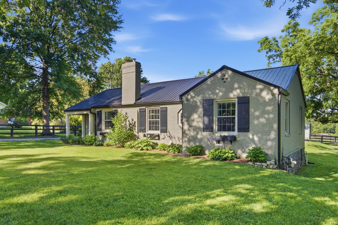 House in Lexington, Kentucky, United States 3 - 18260076