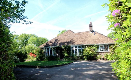 Bungalow in Balls Green, Hartfield, England 1