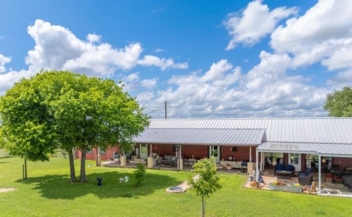 House in Mullin, Texas, United States 1