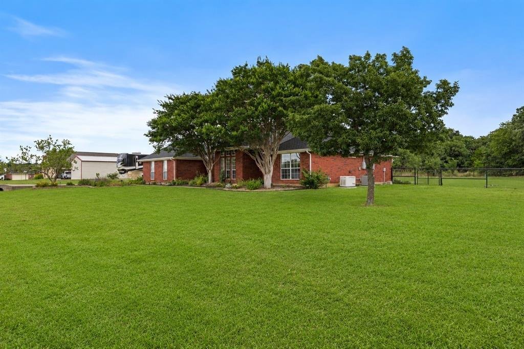 House in Burleson, Texas, United States 3 - 18265161