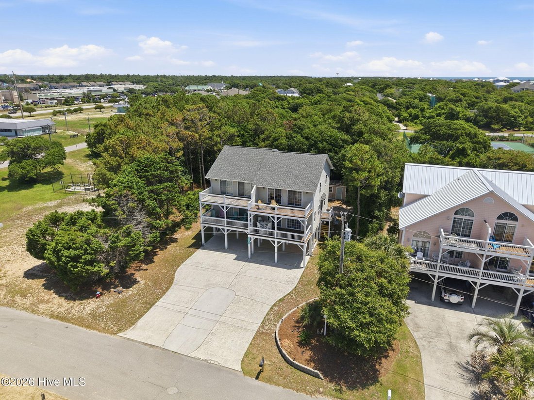 Townhouse in Emerald Isle, North Carolina, United States 2 - 17383857