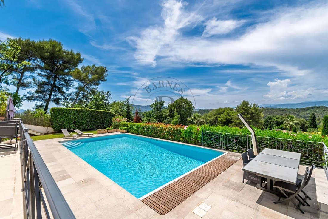 Villa in Mougins, Provence-Alpes-Côte d'Azur, France 1 - 18260255