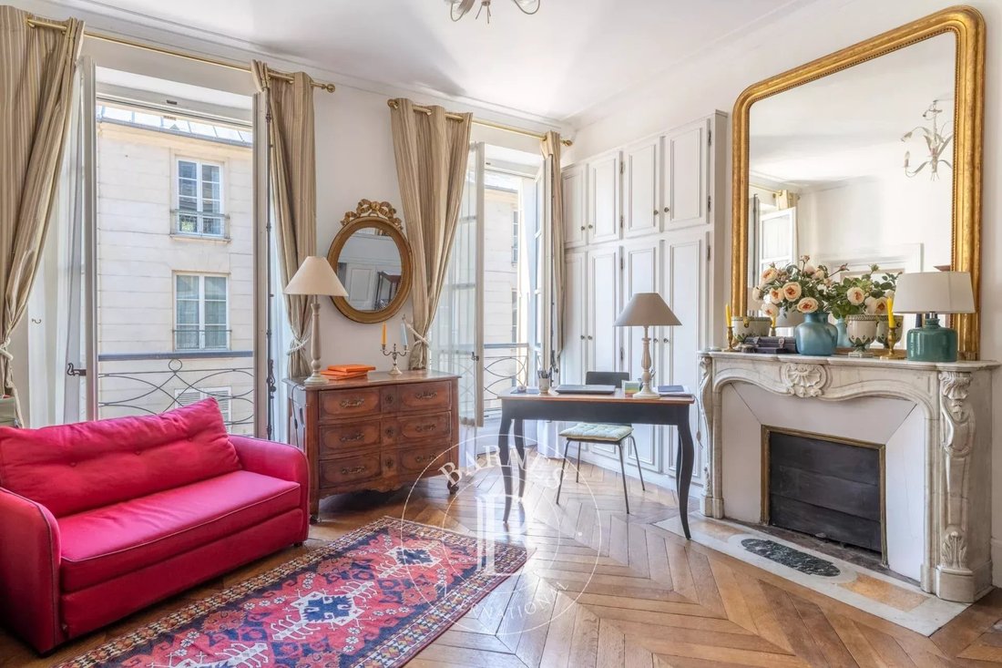 Apartment in Notre Dame, Versailles, France 3 - 18261942