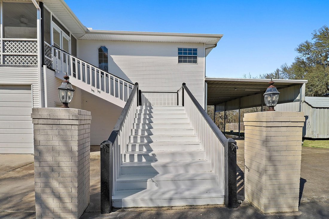 House in Baytown, Texas, United States 3 - 18265123