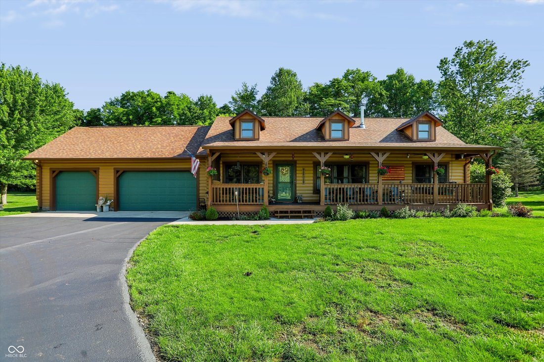 House in Trafalgar, Indiana, United States 3 - 18263312