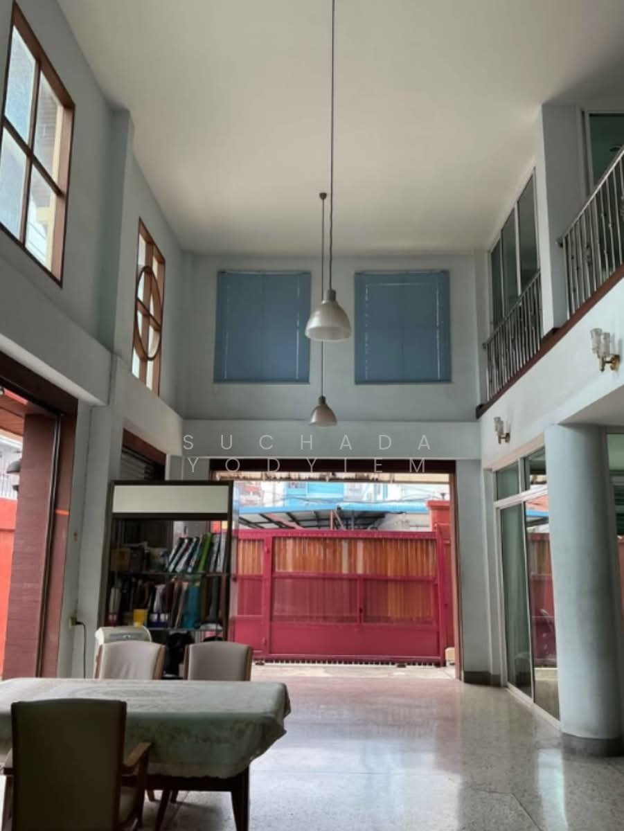 Townhouse in Samsen Nai, Bangkok, Thailand 4 - 18262090