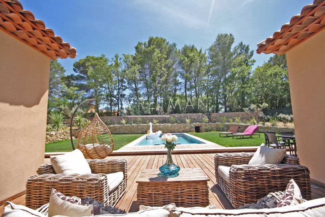 Villa in Ouest, Lorgues, France 1 - 18128351