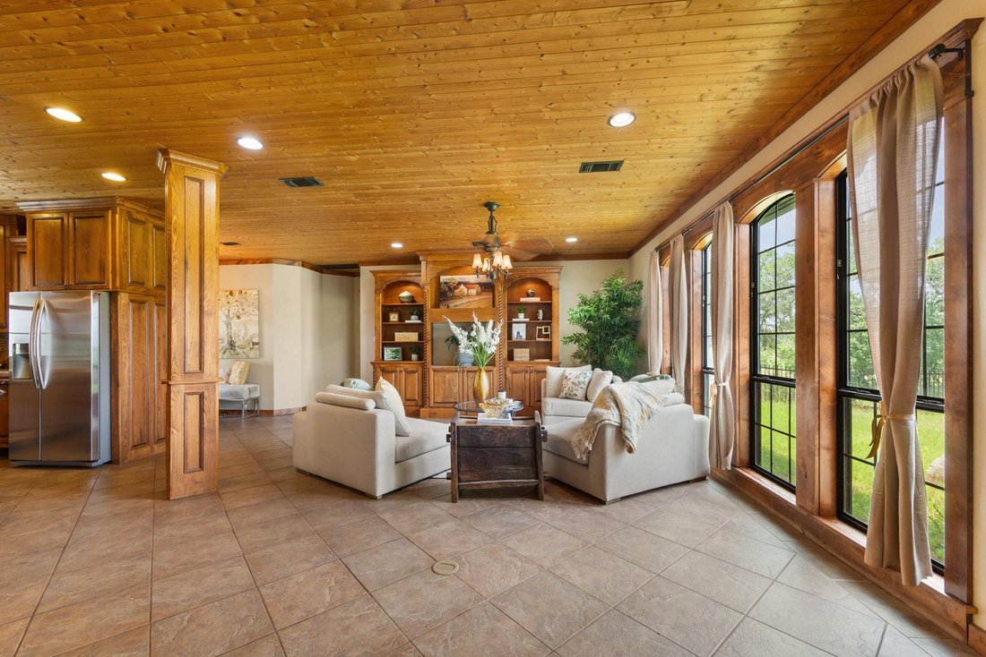 House in Johnson City, Texas, United States 4 - 18261668