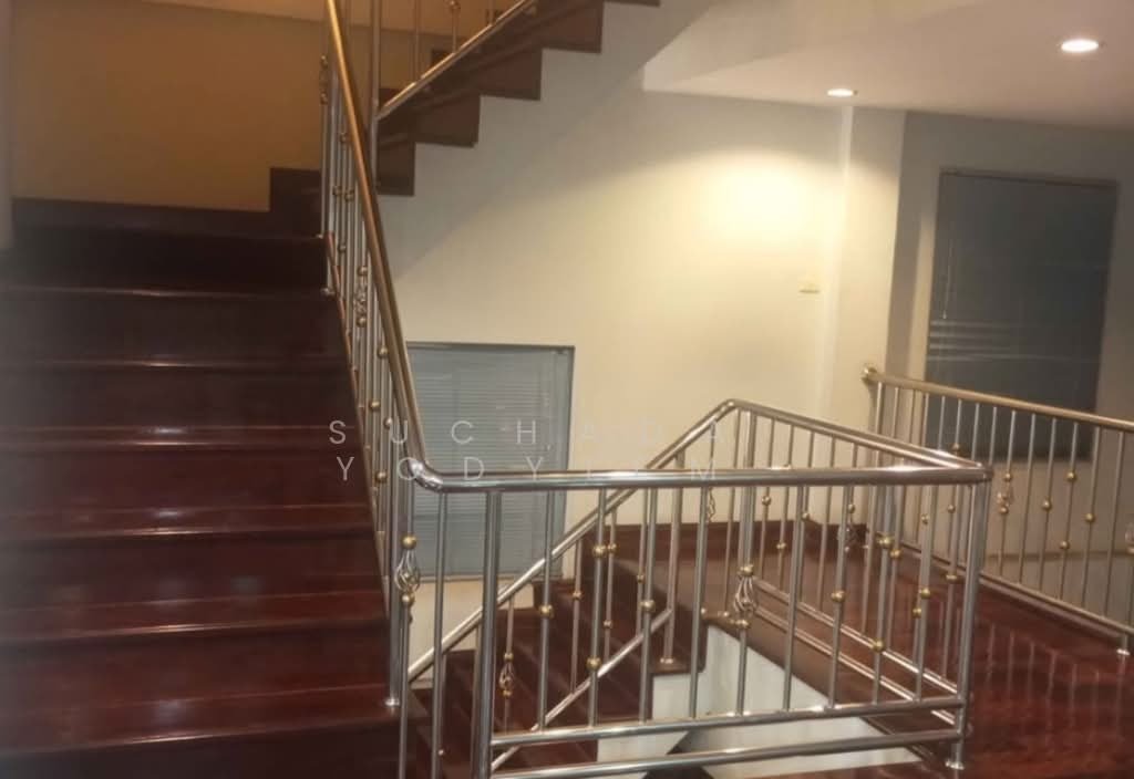 Townhouse in Samsen Nai, Bangkok, Thailand 5 - 18262090