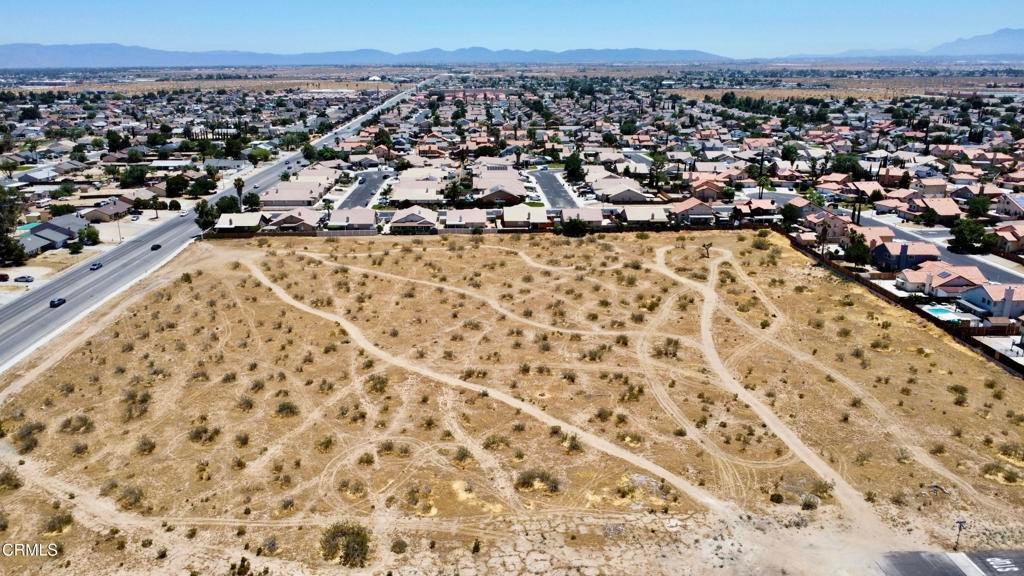 Land in Phelan, California, United States 4 - 18263083