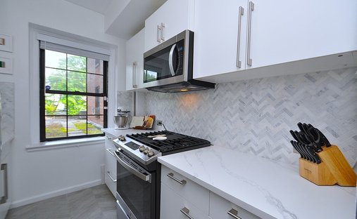 Co Op in Scarsdale, New York, United States 1