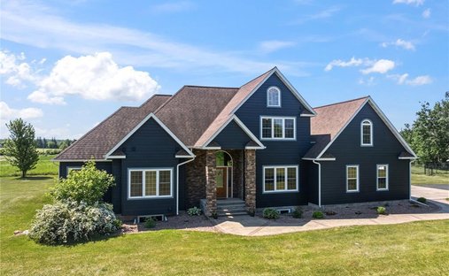 House in Mikana, Wisconsin, United States 1
