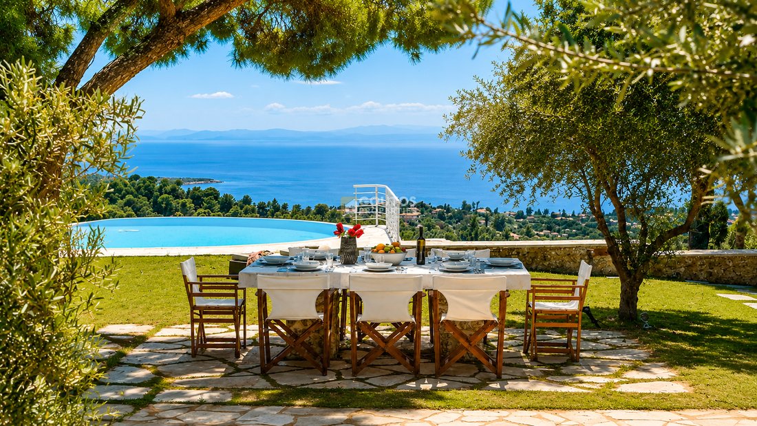 Villa in Koinotita Kranidiou, Kranidi, Greece 2 - 15689525
