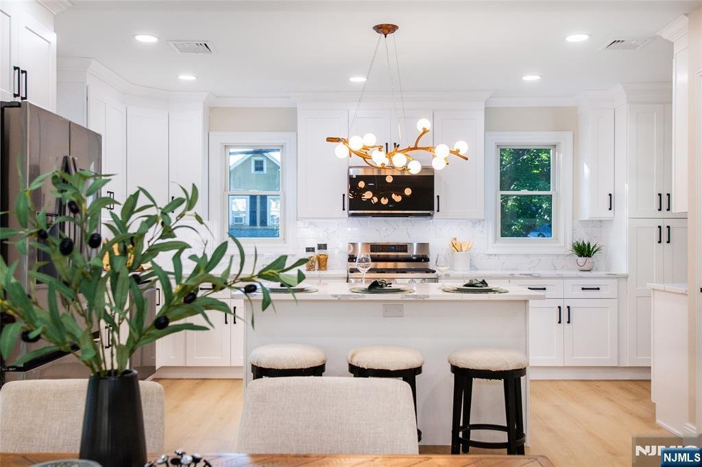 House in Woodbridge Township, New Jersey, United States 3 - 18204032