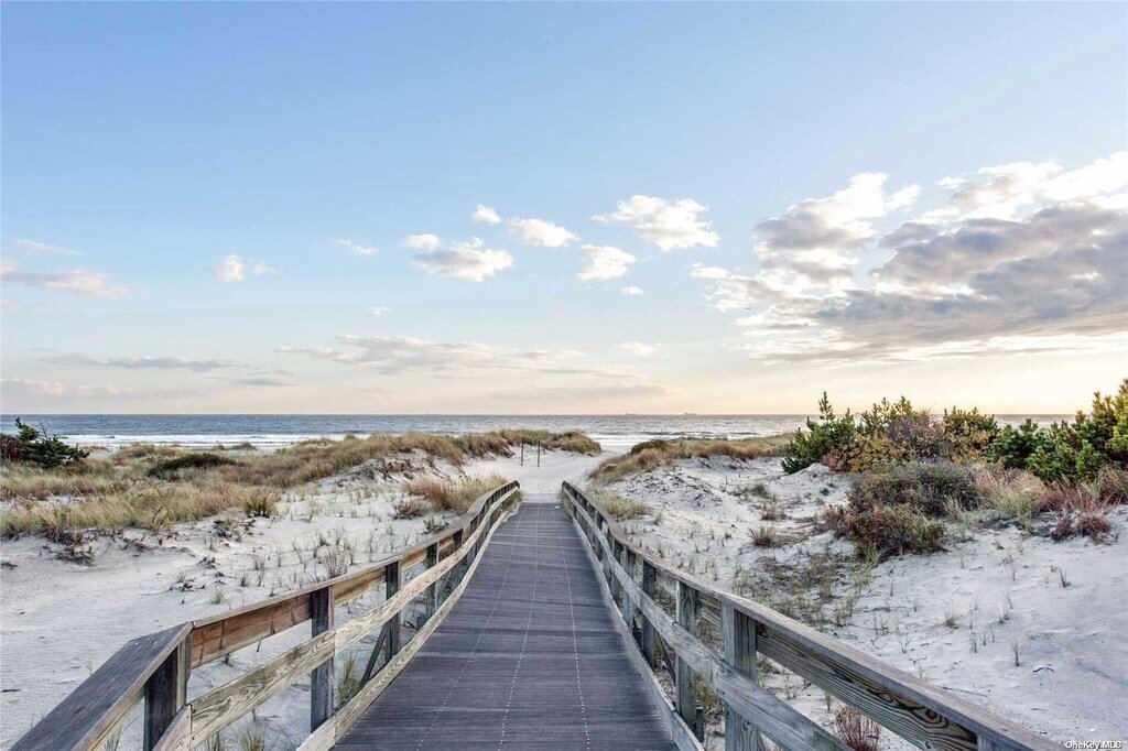 House in Long Beach, New York, United States 2 - 18263793