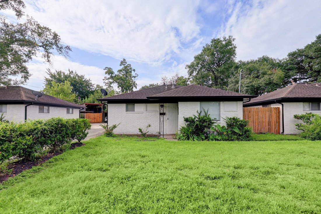 Houston, Texas, United States 3 - 18265005
