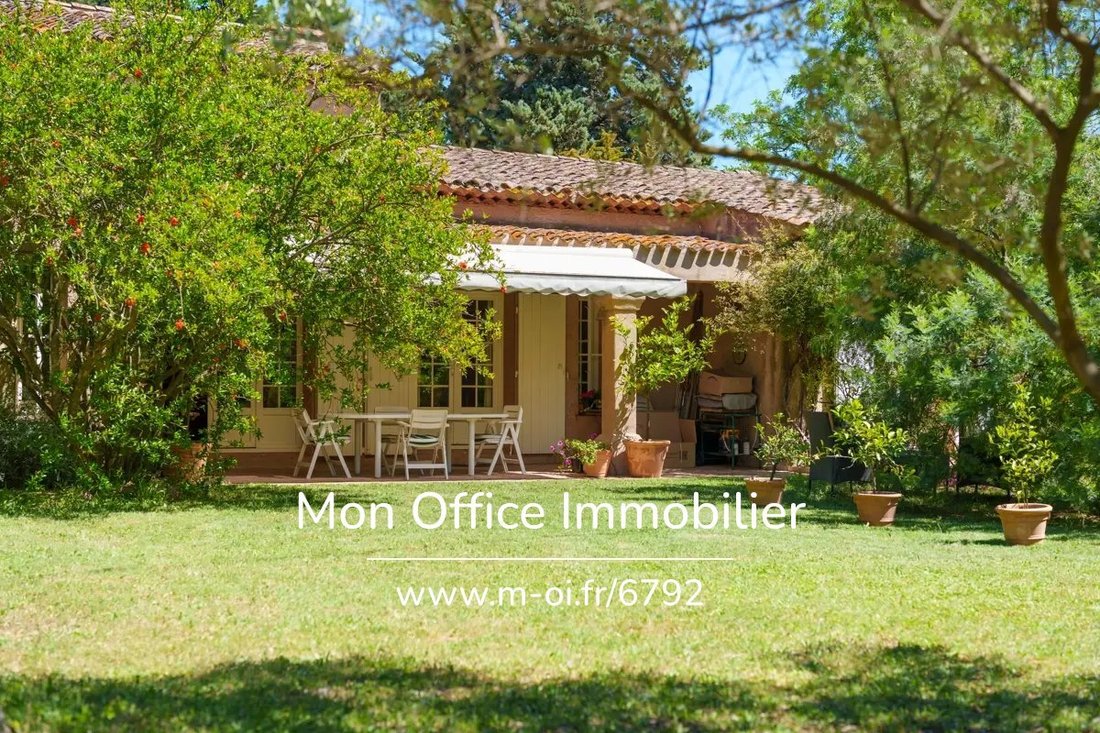 Villa in Les Freres-Les Cancades-Les Ginestes, Le Beausset, France 2 - 18261144