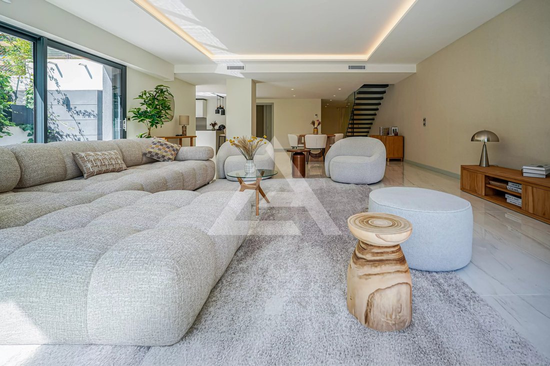 Villa in Saint-Jean-Cap-Ferrat, Provence-Alpes-Côte d'Azur, France 5 - 13739677
