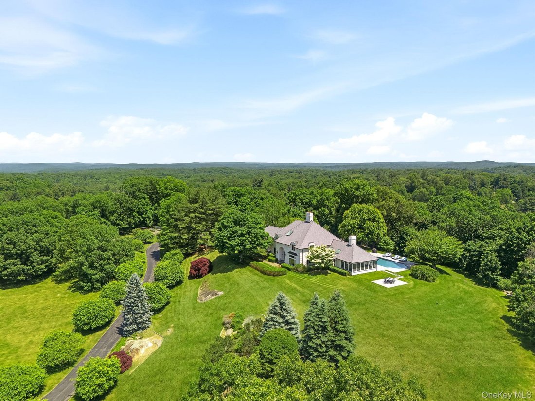 House in Mount Kisco, New York, United States 4 - 18260305