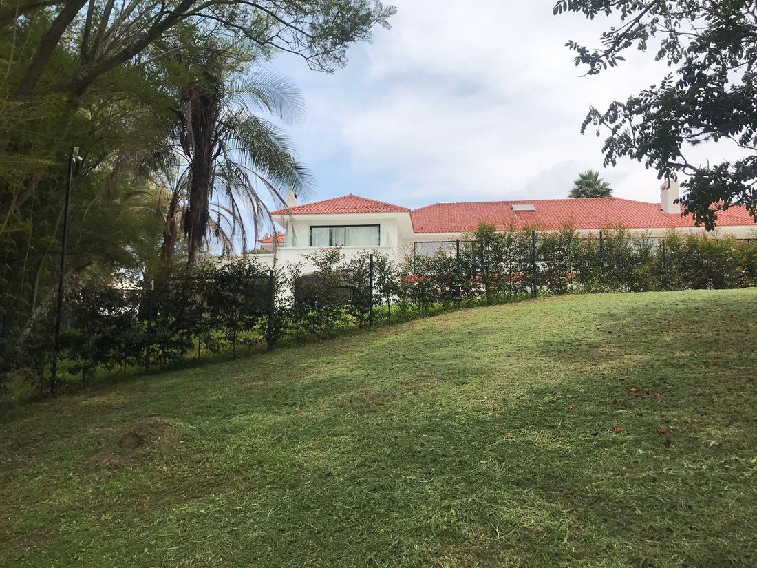 Terreno en Quito, Pichincha, Ecuador 1 - 18262353