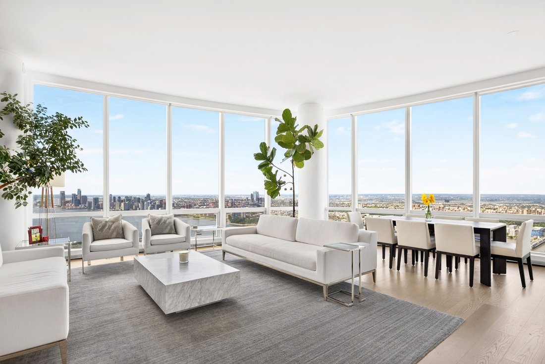 Condo in New York, New York, United States 1 - 18261643