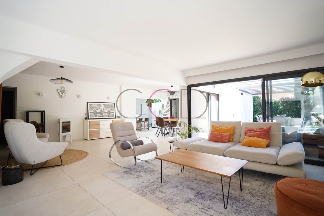 House in Ventabren, Provence-Alpes-Côte d'Azur, France 1 - 18261352