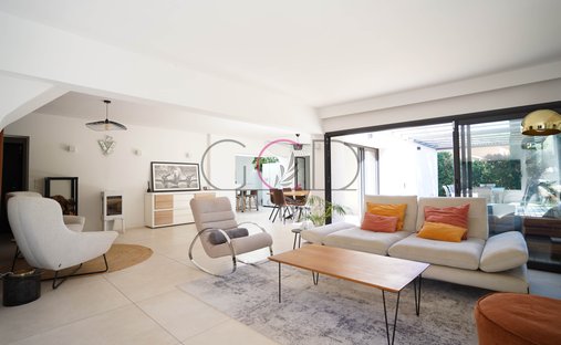 House in Ventabren, Provence-Alpes-Côte d'Azur, France 1