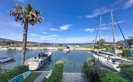 Villa in Grimaud, Provence-Alpes-Côte d'Azur, France 1