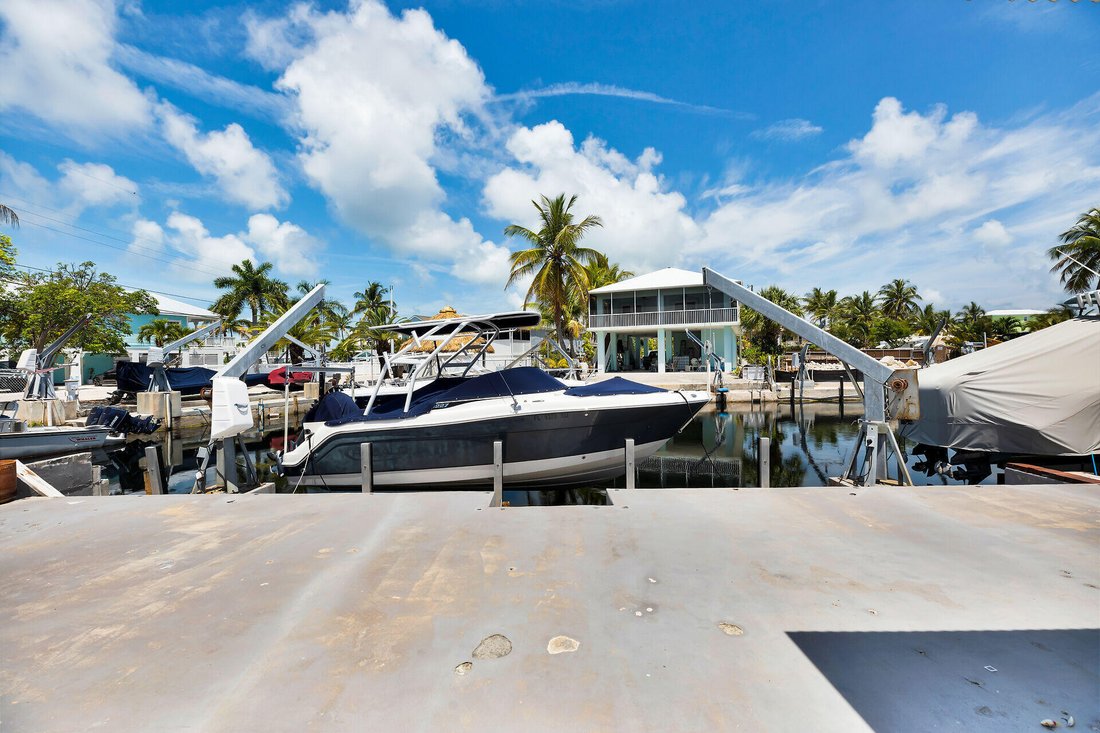 Key Largo, Florida, United States 4 - 18263225