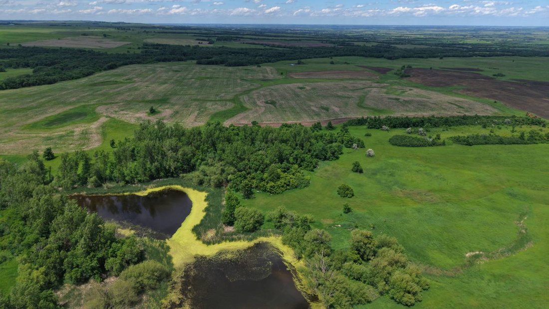 Land in Agency Village, South Dakota, United States 1 - 18263805