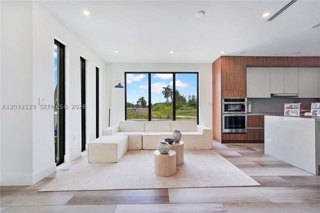House in Hollywood, Florida, United States 3 - 18098523