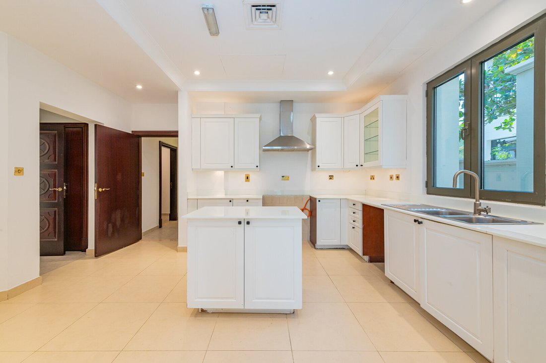 Villa in Palm Jumeirah, Dubai, United Arab Emirates 5 - 17019925