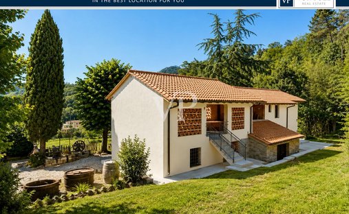 House in Camaiore, Tuscany, Italy 1