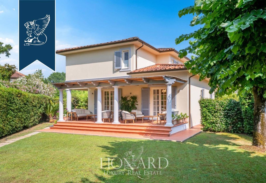 Villa in Vittoria Apuana, Forte dei Marmi, Tuscany 1 - 18266451