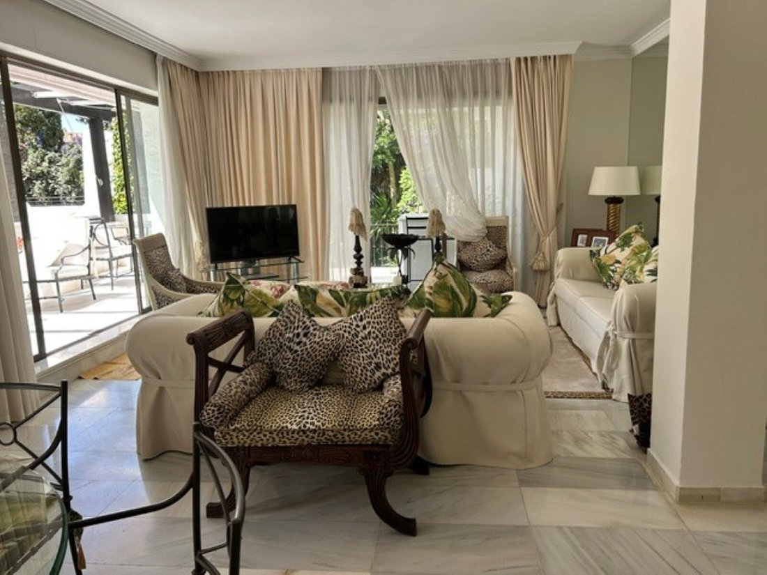 Apartment in Puerto Banus, Marbella, Spain 5 - 18266431