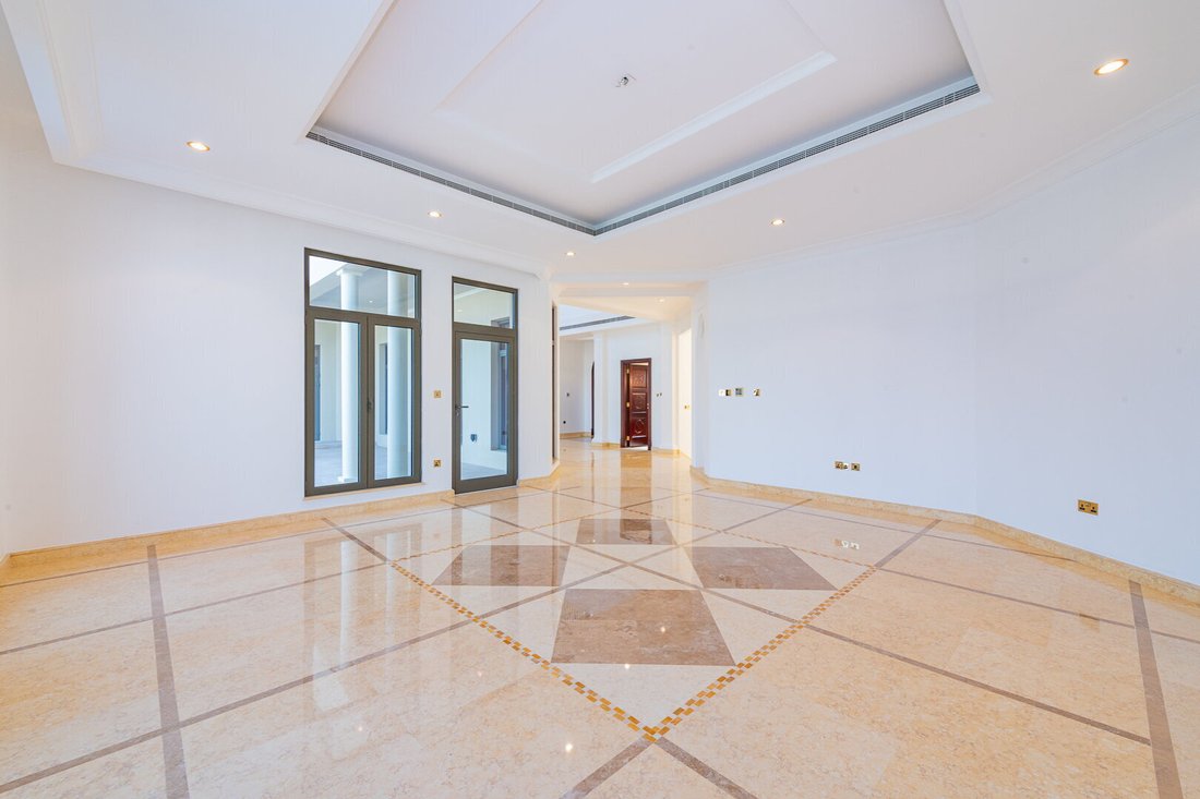 Villa in Palm Jumeirah, Dubai, United Arab Emirates 2 - 17019925