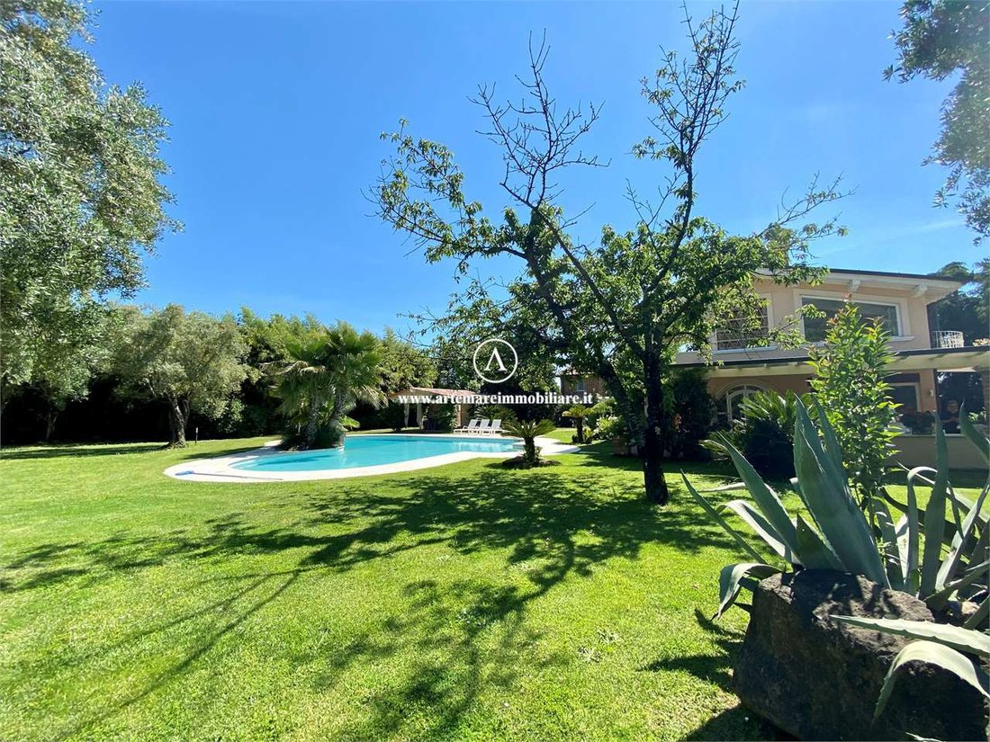 Villa in Seravezza, Tuscany, Italy 4 - 12916866