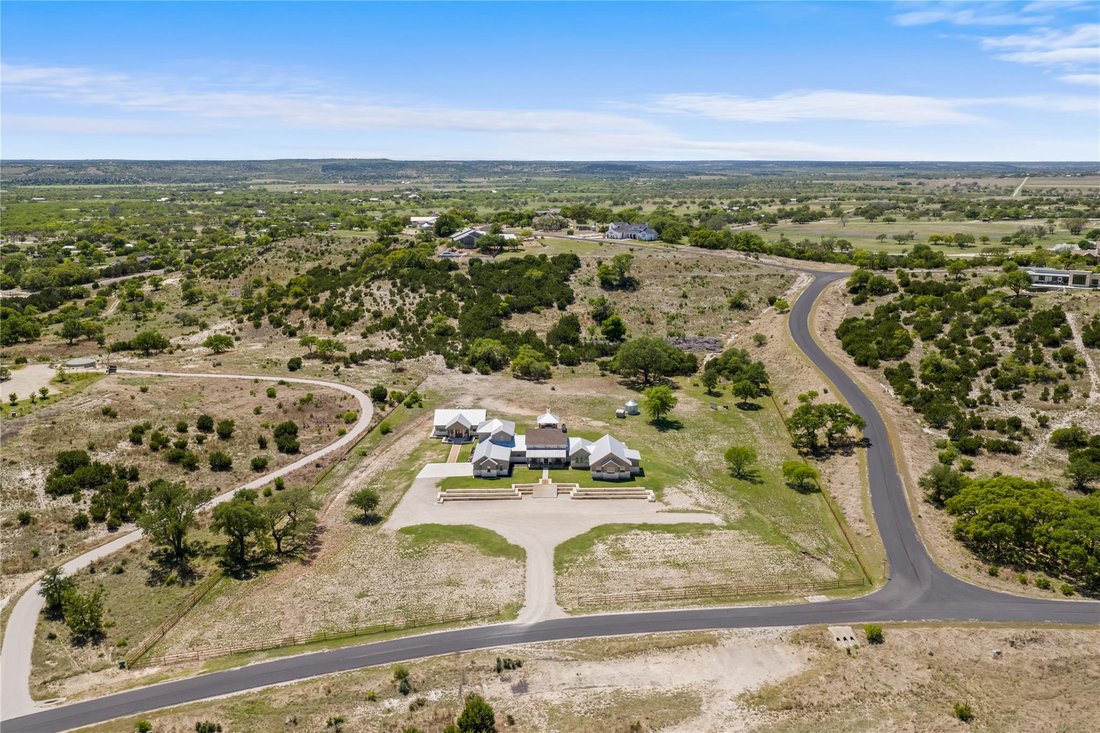 House in Fredericksburg, Texas, United States 4 - 18261686
