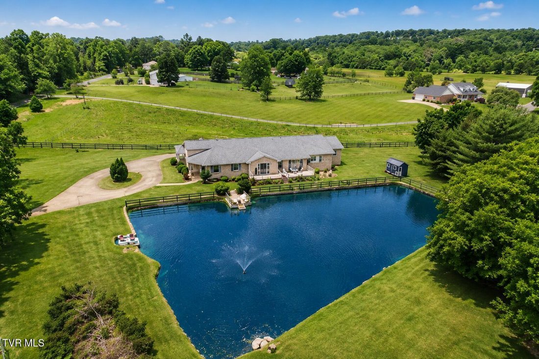 House in Greeneville, Tennessee, United States 2 - 18263015